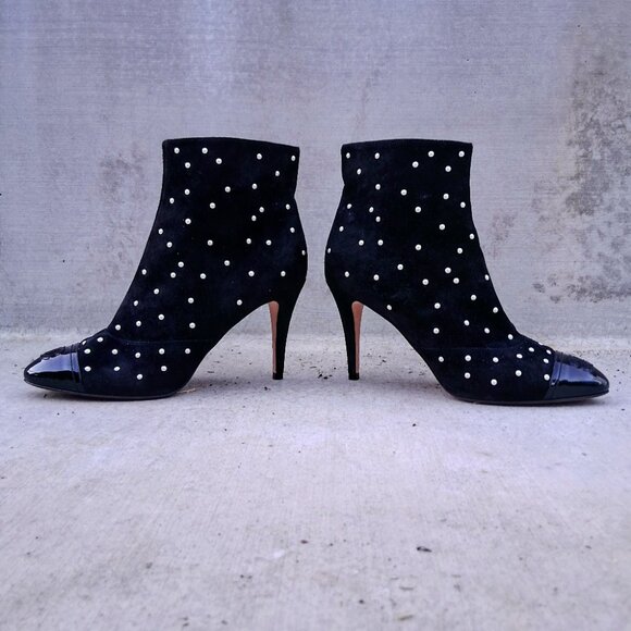 Chanel Black Suede Pearl Dot Ankle Booties EU 38 US 8 Patent Cap Toe - Picture 5 of 11